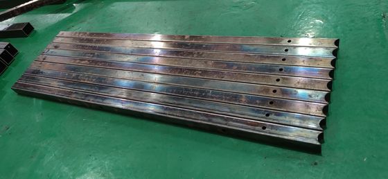 CNC パイプホールパンシングマシン バスバーアーチノッチング 切断 尾引 引く